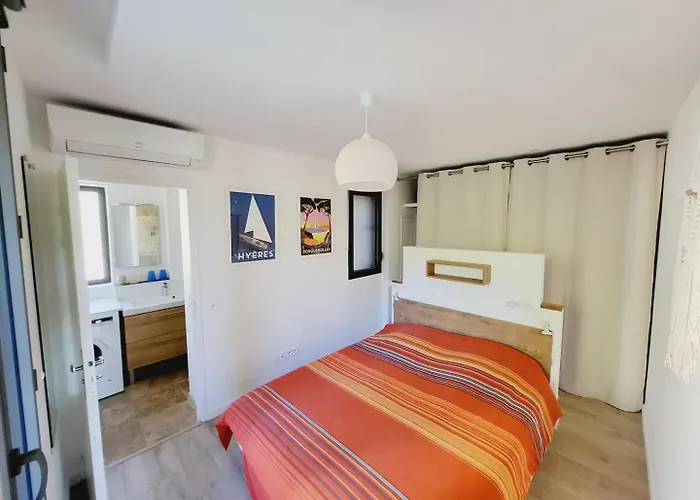 La Fossette - T2 Avec Terrasse, Parking Et Wifi Le Lavandou